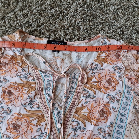 GiGio Size S Peach/White boho top EUC - Picture 10 of 12
